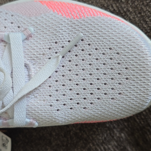 ADIDAS BRAND WOMEN'S WHITE ATHLETIC SHOES SNEAKERS SIZE 6.5 - Picture 7 of 11